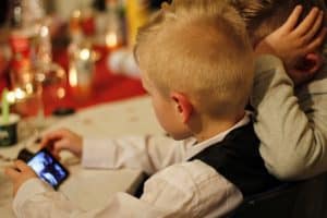 Apps to Entertain Kids and Avoid Distracted Driving